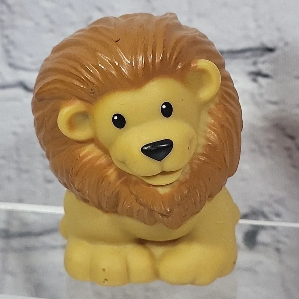 Fisher-Price Little People Figures Animal Lot Of 4 Zoo Circus Lion Tiger Giraffe